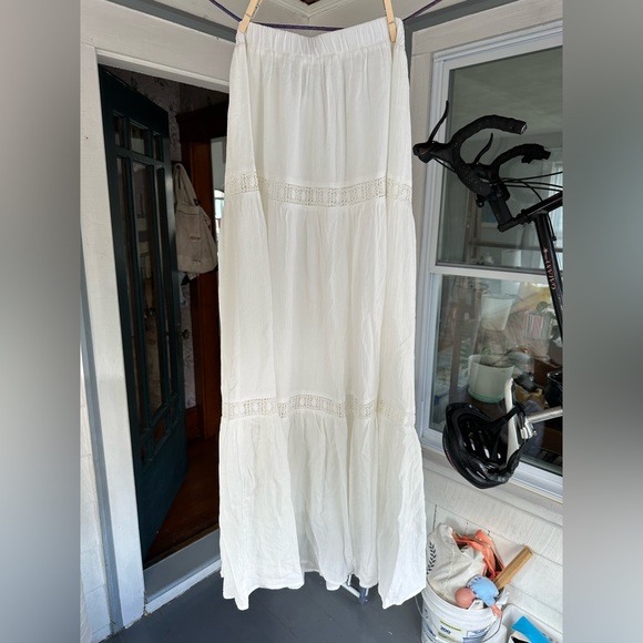 NWT white maxi skirt size M - Picture 2 of 4